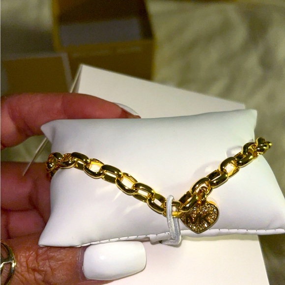 Brand New with tags Michael Kors Gold Bracelet - Picture 3 of 7